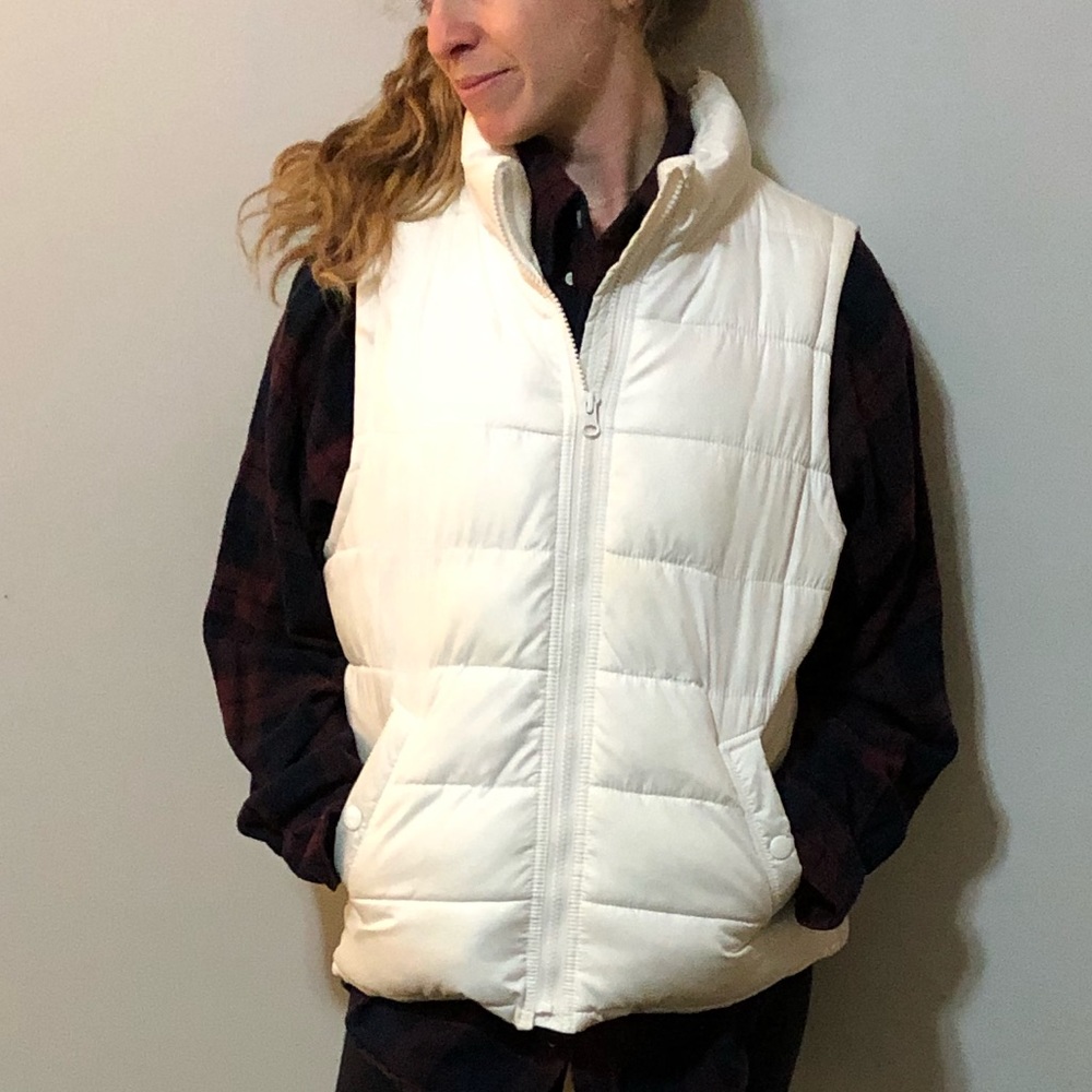 White vest